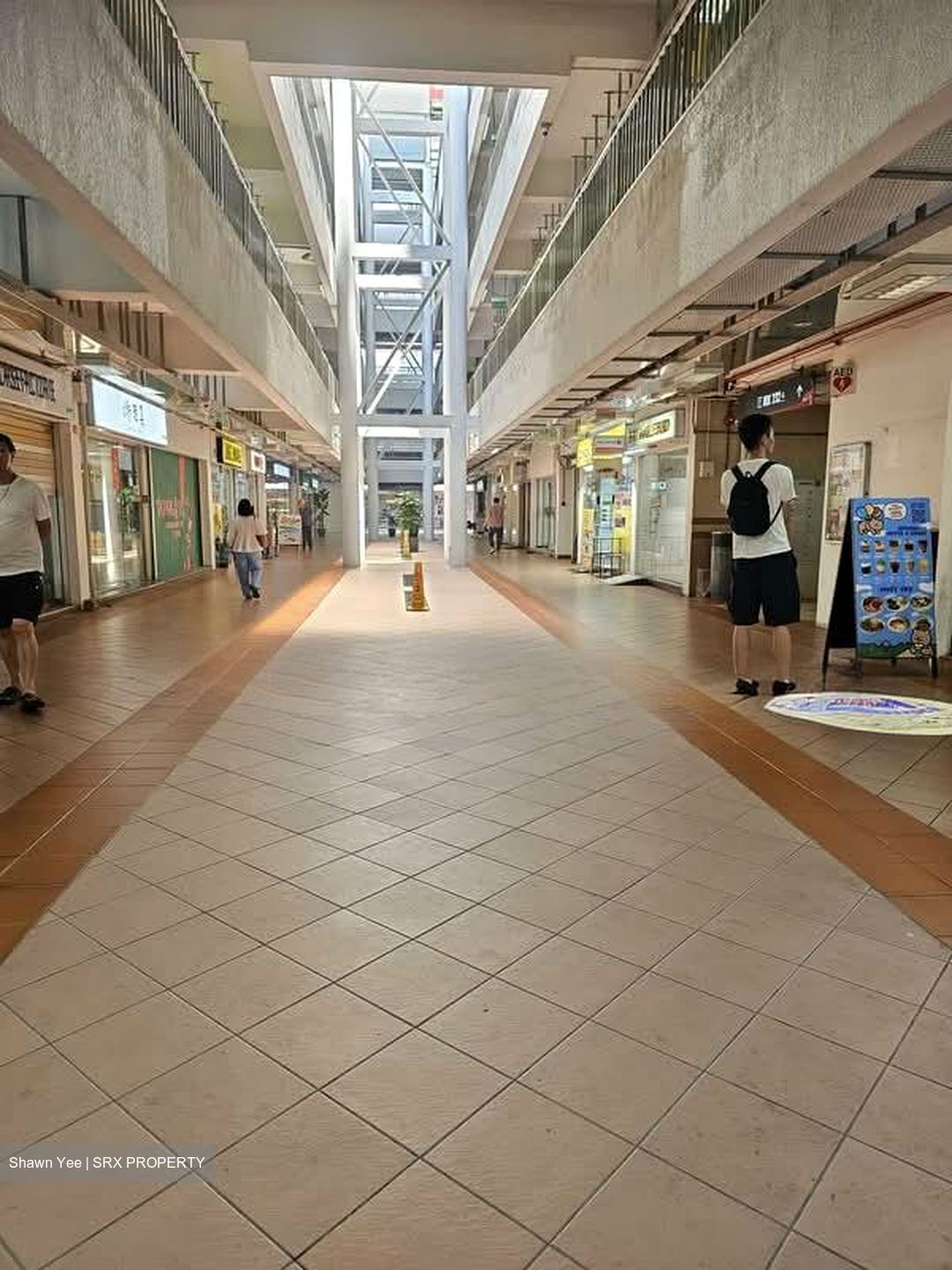 Bras Basah Complex (D7), Retail #555298361